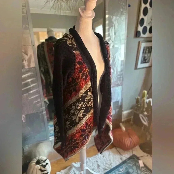 Miami Striped Sweater Cardigan - Picture 7 of 7